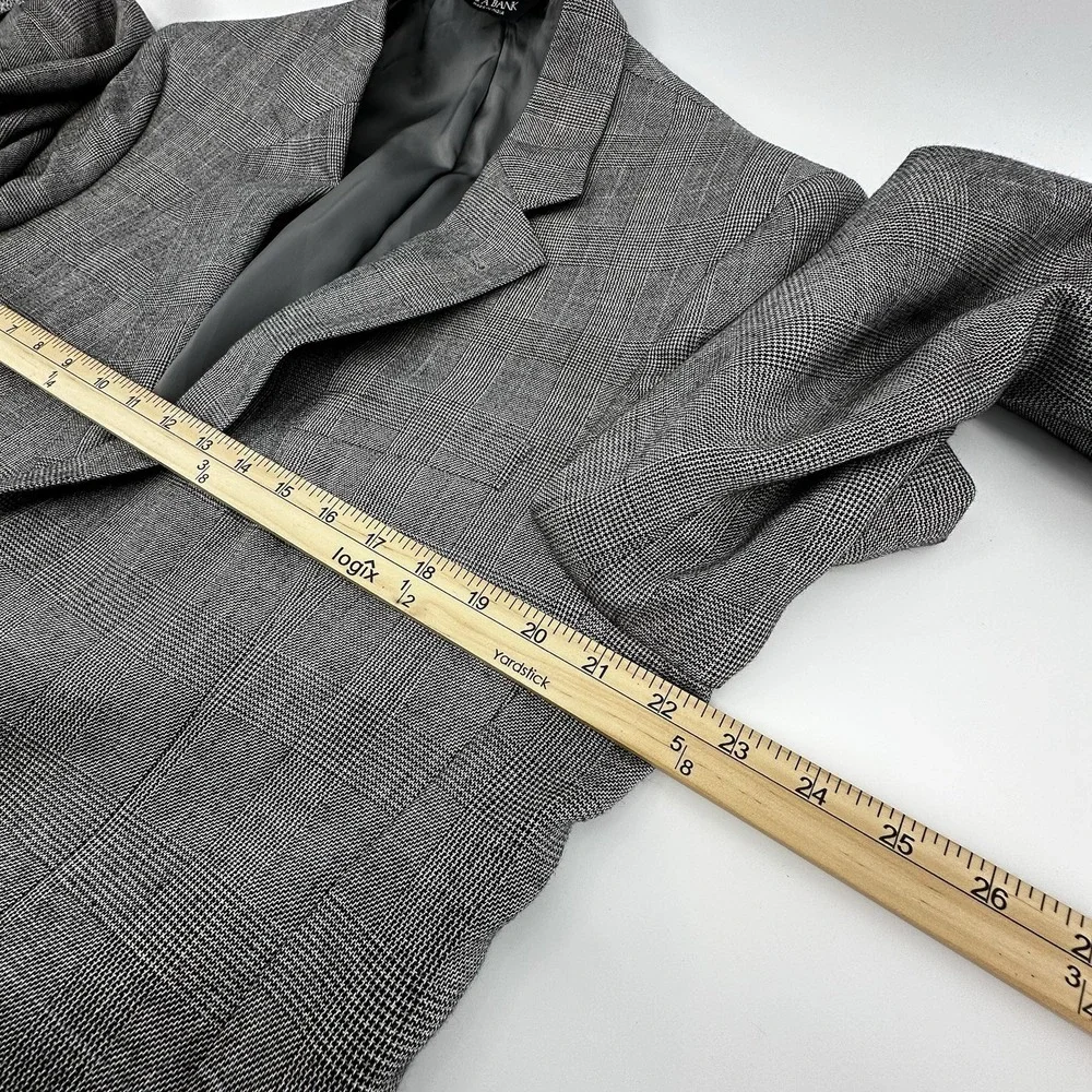 Jos A Bank Signature Collection Blazer 42R Gray Silk Camelhair Glen Check Jacket